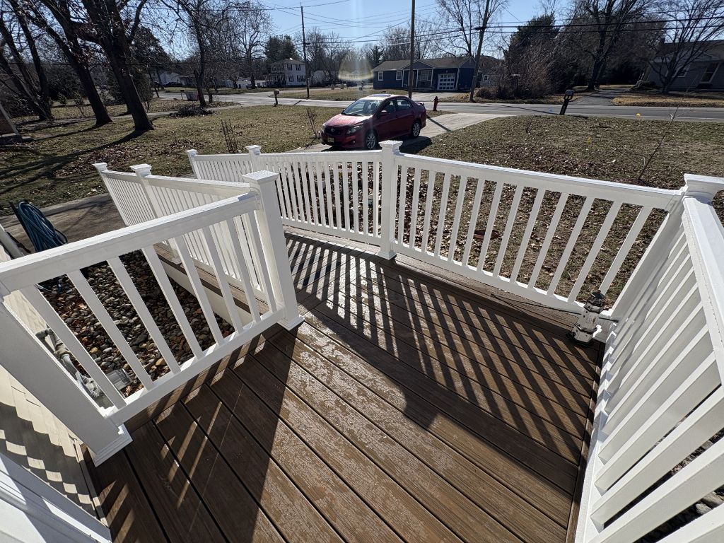Aerial view of composite deck with white vinyl railing